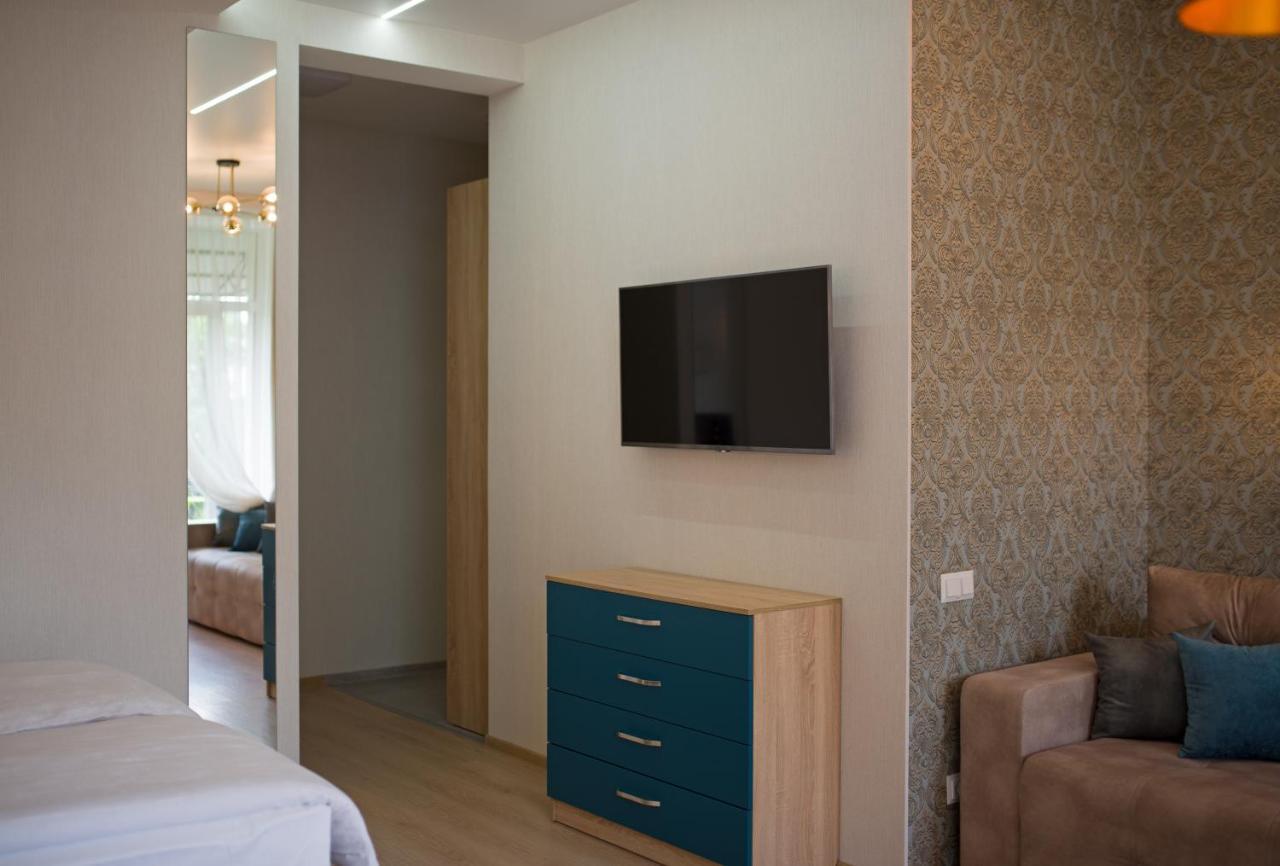 Modern Apartmeents Near Central Park Poltava Esterno foto