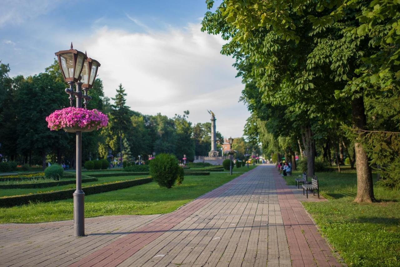 Modern Apartmeents Near Central Park Poltava Esterno foto