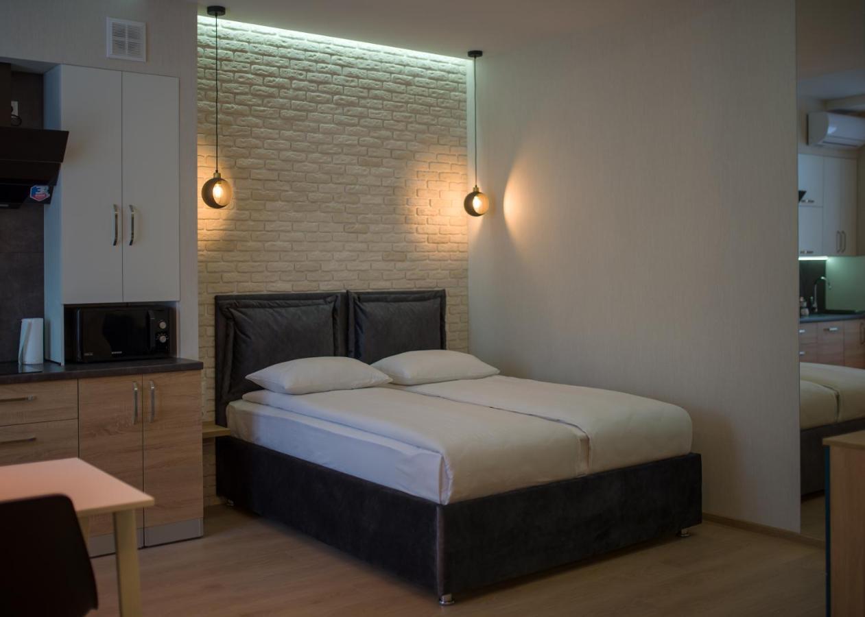 Modern Apartmeents Near Central Park Poltava Esterno foto